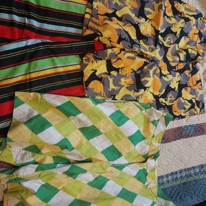 Loud Mouth golf shorts